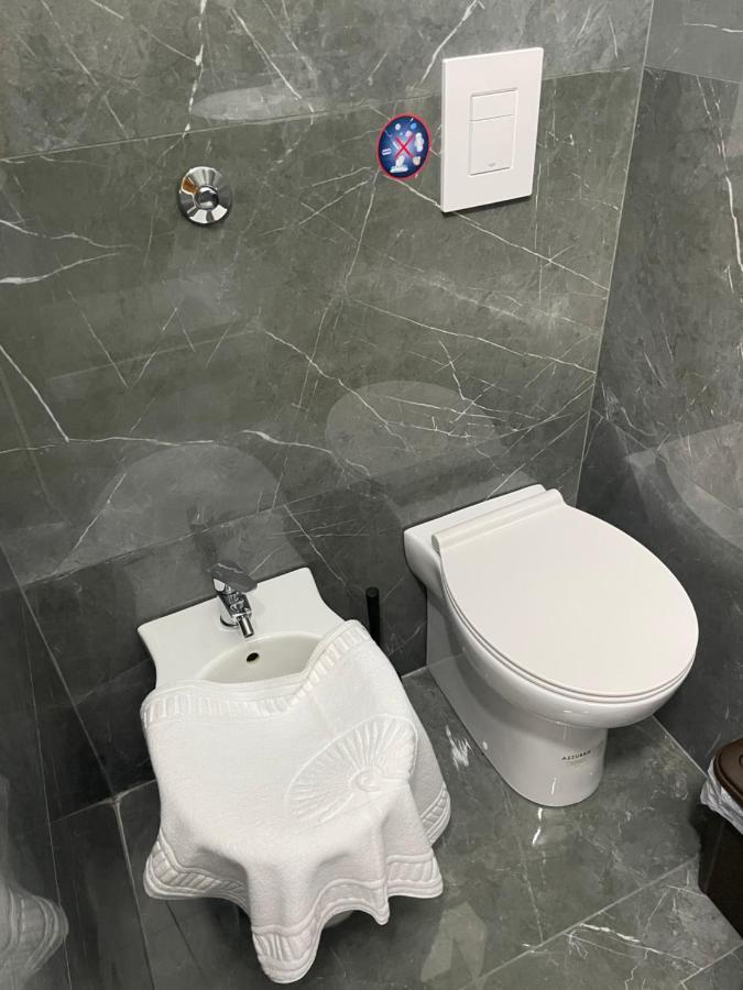 نابولي B&B Centro Citta المظهر الخارجي الصورة