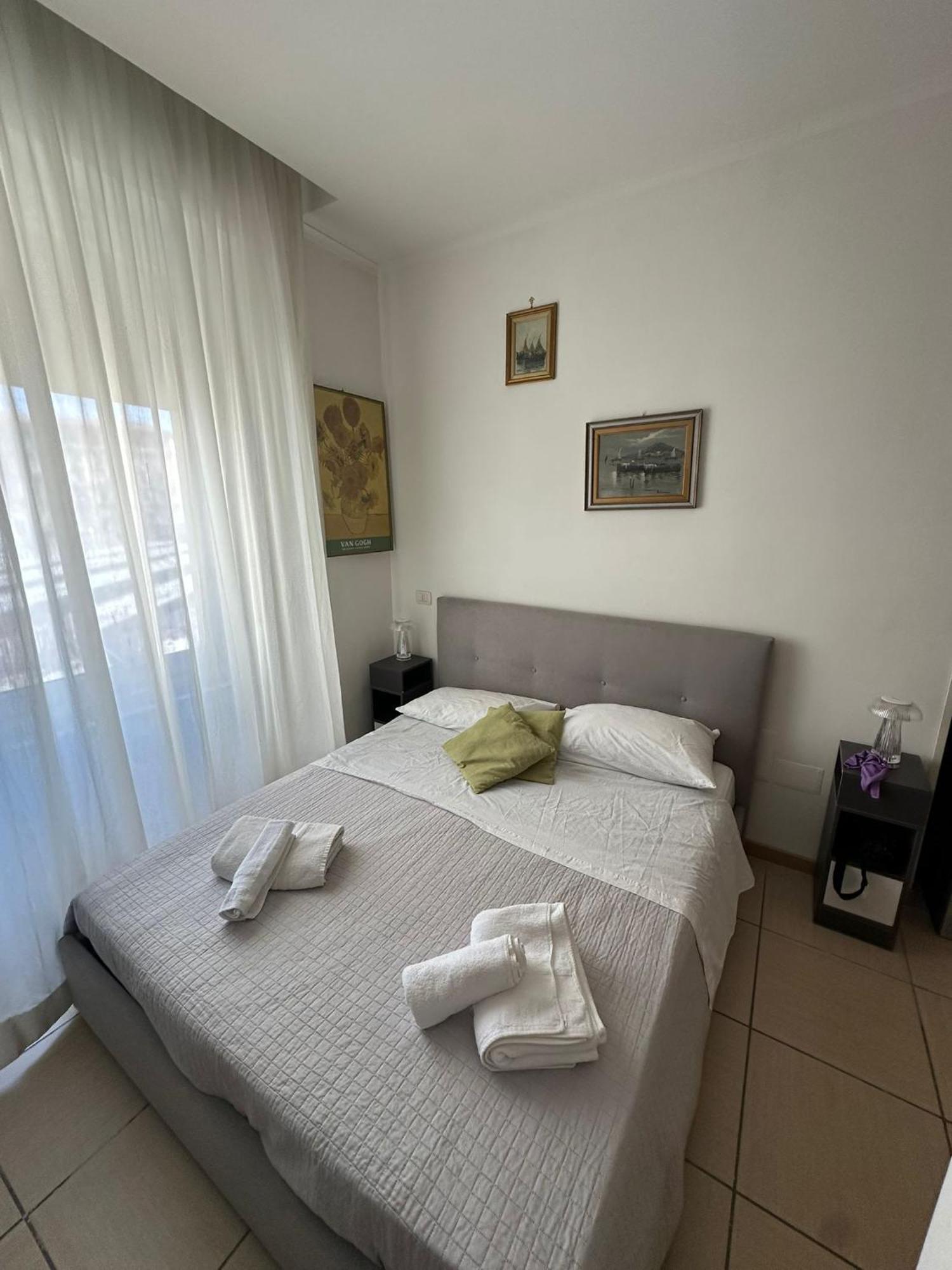 نابولي B&B Centro Citta المظهر الخارجي الصورة